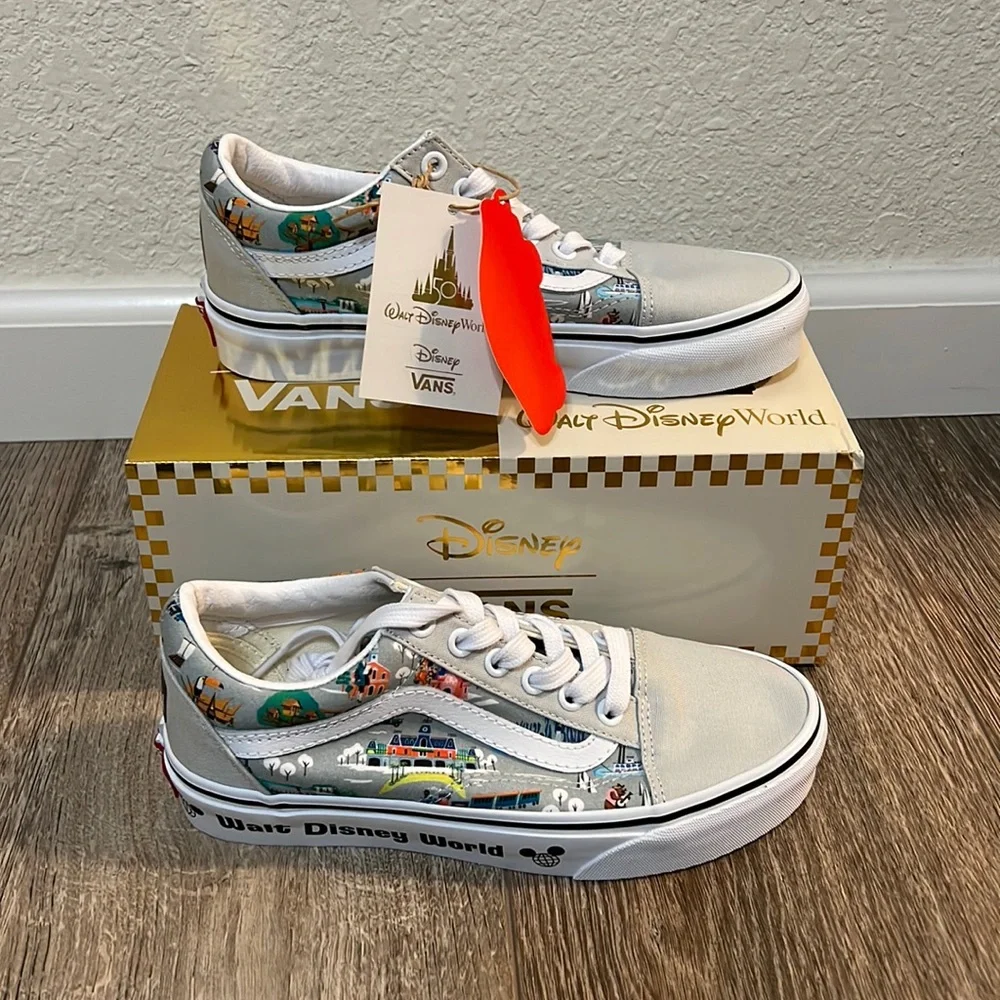NWT Limited Editions Disney Old Skool Vans Size 5.5! - Picture 1 of 8